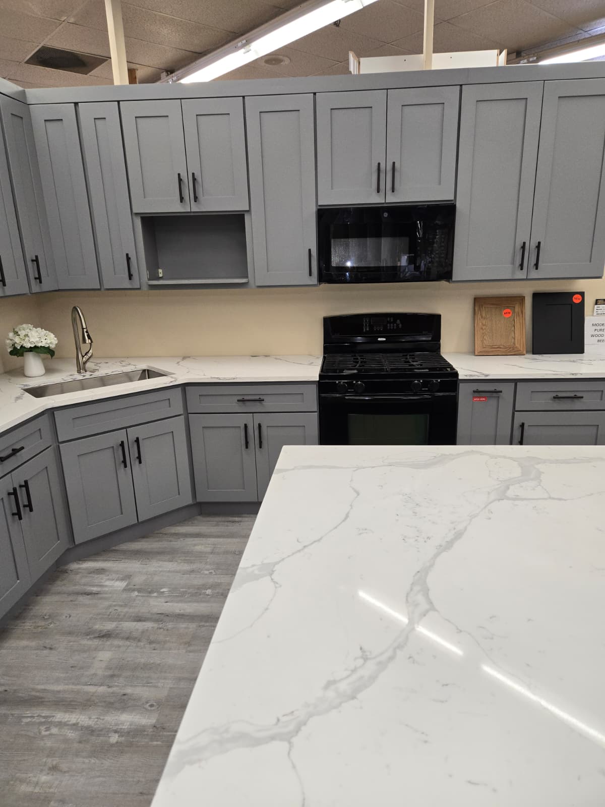 PHOTO-2025-11-07-06-51-55(1)